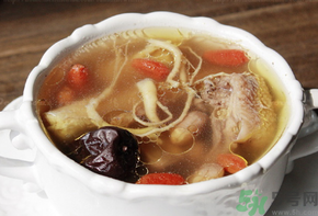 秋季干燥喝什么湯最好？秋季養(yǎng)生湯推薦