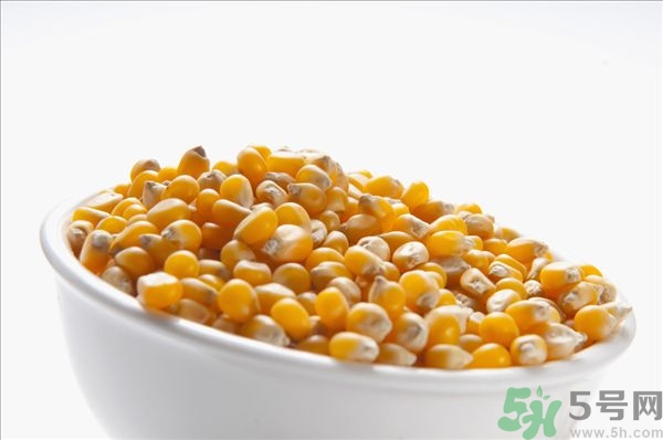 板栗和玉米能一起煮嗎?玉米和板栗同食好嗎 板栗和玉米能一起煮嗎?玉米和板栗同食好嗎