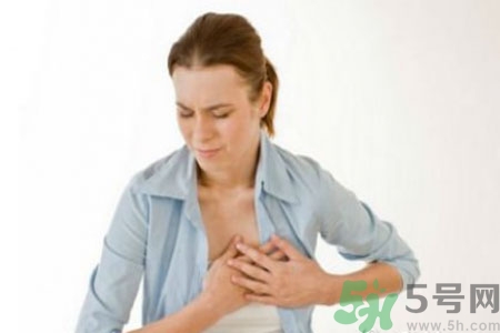 如何預(yù)防女性乳頭痛？女性需注意乳房的哪些問題？