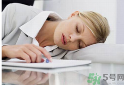 飯后午睡會(huì)胖嗎？午飯后睡覺有什么危害？