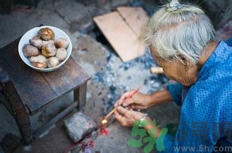 七月半可以去別人家嗎?七月半出去會(huì)遇到鬼嗎 七月半可以去別人家嗎?七月半出去會(huì)遇到鬼嗎