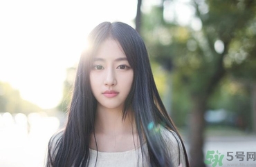 17歲女生下面很癢是為什么？高中女生下面很癢是怎么回事？