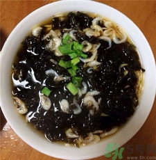 吃紫菜可以補鈣嗎?紫菜的營養(yǎng)價值 吃紫菜可以補鈣嗎?紫菜的營養(yǎng)價值