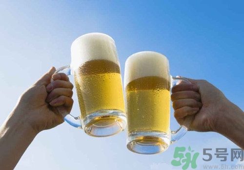 板栗和啤酒能一起吃嗎?板栗和啤酒一起吃會怎么樣 板栗和啤酒能一起吃嗎?板栗和啤酒一起吃會怎么樣