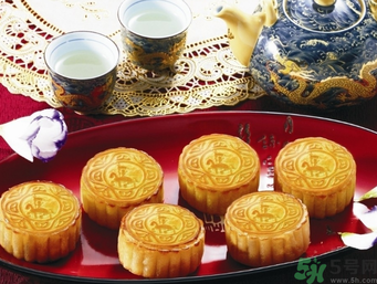 糖尿病人可以吃月餅嗎？糖尿病人吃月餅注意事項(xiàng)