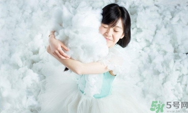 11歲女孩胸部發(fā)育正常嗎？11歲女生的標(biāo)準(zhǔn)胸圍是多少？