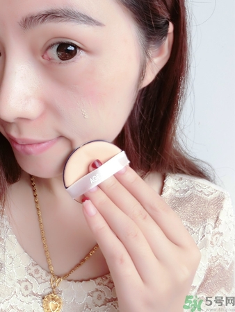 age20s粉底好還是赫拉氣墊好？