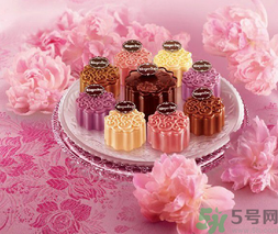 寶寶可以吃月餅嗎？寶寶吃月餅注意事項(xiàng)