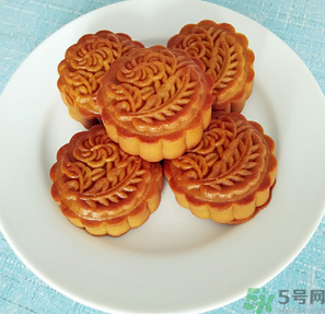 血糖高的人可以吃月餅嗎？血糖高的人怎樣吃月餅？