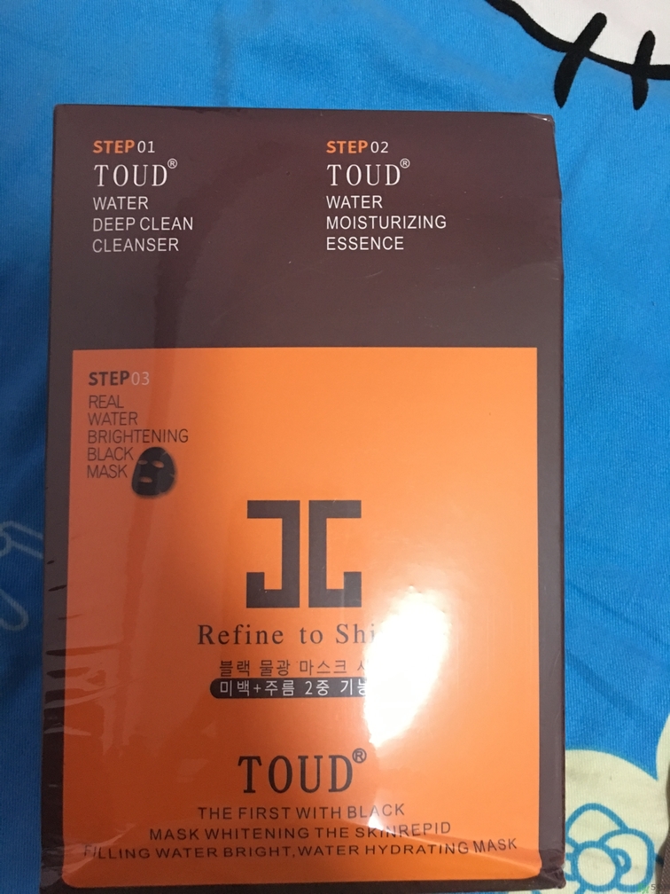 春雨和水光面膜哪個(gè)好？春雨面膜和水光面膜哪個(gè)好？