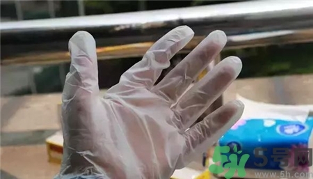 空調(diào)發(fā)黃怎么變白?空調(diào)發(fā)黃怎么清洗? 空調(diào)發(fā)黃怎么變白?空調(diào)發(fā)黃怎么清洗?