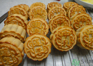 蓮蓉月餅怎么做好吃？蓮蓉月餅做法推薦