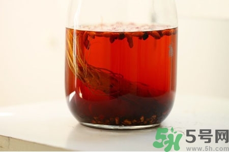 藥酒的好處有哪些？長期喝藥酒的好處有什么？