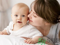 女人產(chǎn)后脫發(fā)是什么原因？產(chǎn)后脫發(fā)嚴(yán)重怎么辦？