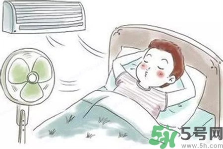 吃什么食物可以預(yù)防空調(diào)??？預(yù)防空調(diào)病可以吃什么水果？