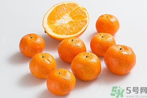 吃橘子會不會上火？吃橘子罐頭上火嗎？