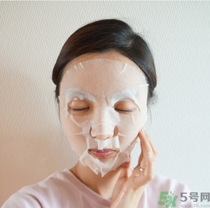 桃淑屋水光面膜和jayjun水光面膜哪個好？