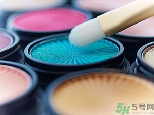 眼影可以當(dāng)眉粉用嗎？眼影可以當(dāng)鼻影用嗎？