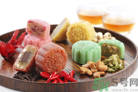 吃月餅有什么禁忌嗎？吃月餅需要注意什么？