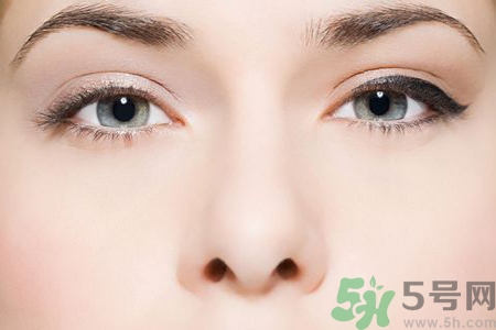 鼻翼長痘痘怎么回事？鼻翼長痘痘的原因是什么？