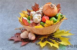 秋燥吃什么好？秋燥怎么辦？