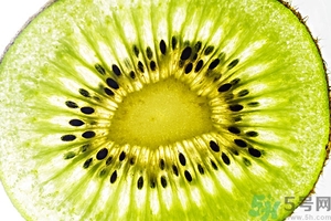 獼猴桃有酒味還能吃嗎？獼猴桃吃起來有股酒味