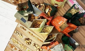 三只松鼠和百草味哪個好？三只松鼠和百草味哪個好吃？