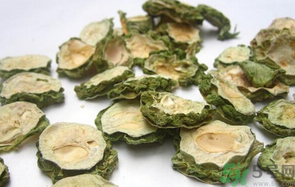 苦瓜干泡水喝可以減肥嗎？苦瓜干泡水功效