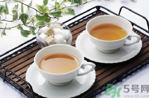 黃芪當(dāng)歸可以泡水喝嗎？黃芪當(dāng)歸泡水喝有什么功效？