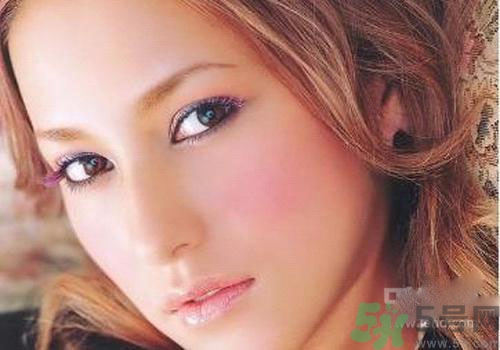 臉上有紅血絲可以去角質(zhì)嗎？臉上有紅血絲怎么去角質(zhì)？