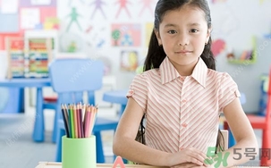 15歲的人駝背怎么辦？15歲駝背能糾正嗎？