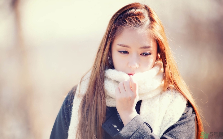 一碰乳房就疼怎么辦？手碰到胸就疼怎么回事？