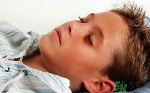 15歲男孩腰疼怎么回事？15歲男孩腰疼怎么辦？