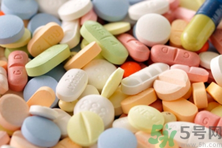 鈣片怎么吃？鈣片吃多了會怎么樣？