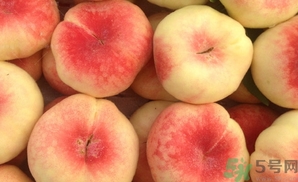 螃蟹可以和桃子一起吃嗎?螃蟹能和桃子同吃嗎? 螃蟹可以和桃子一起吃嗎?螃蟹能和桃子同吃嗎?