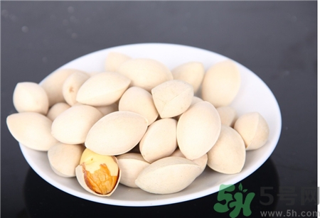 吃白果對女人有什么好處?吃白果對婦科有好處嗎? 吃白果對女人有什么好處?吃白果對婦科有好處嗎?