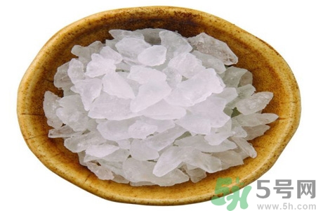 冰糖和白糖紅糖有什么區(qū)別？冰糖和普通糖有什么區(qū)別？