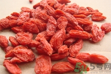 枸杞子泡酒可以壯陽嗎？枸杞子泡酒有副作用嗎？