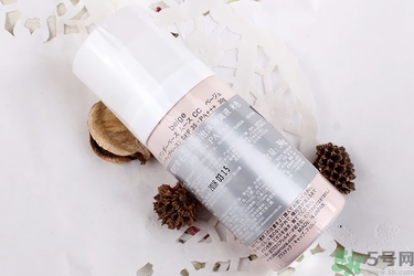 隔離霜用手還是海綿涂？涂隔離霜的正確手法