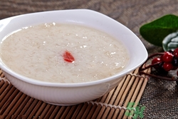 燕窩男的可以吃嗎?男人吃燕窩有什么好處 燕窩男的可以吃嗎?男人吃燕窩有什么好處