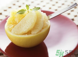 柚子皮可以泡水喝嗎？柚子皮泡水喝的功效