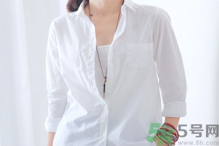 白襯衫怎么洗？洗白襯衫需要注意什么？
