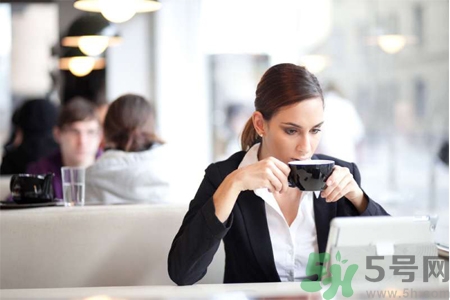 來月經可以喝咖啡嗎？月經期間能不能喝咖啡？