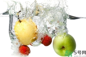 蘋果和梨子可以一起榨汁嗎？蘋果和梨子可以一起吃嗎？