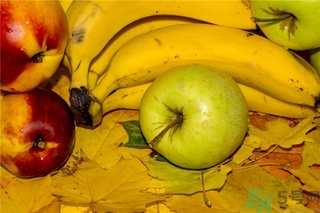 蘋(píng)果和香蕉能不能一起吃？蘋(píng)果和香蕉能一起榨汁嗎？