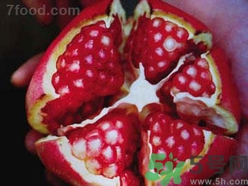 石榴里面發(fā)黑能不能吃？石榴發(fā)黑怎么辦？