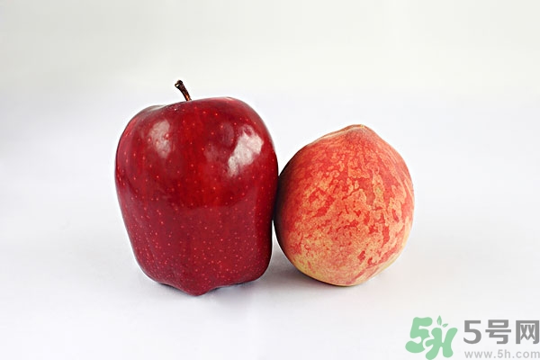 蘋果和桃子能一起榨汁嗎？蘋果和桃子能一起煮嗎？