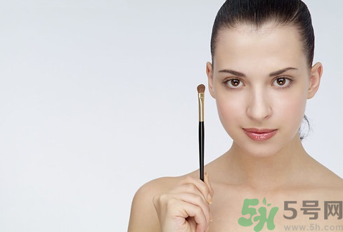 素顏霜和BB霜的區(qū)別？素顏霜和BB霜哪個好？