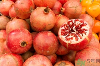 石榴里面發(fā)黃還能吃嗎？石榴發(fā)黃變色了怎么辦？