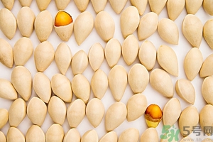 新鮮的白果怎么吃最好且有營(yíng)養(yǎng)？白果怎么吃不會(huì)中毒？